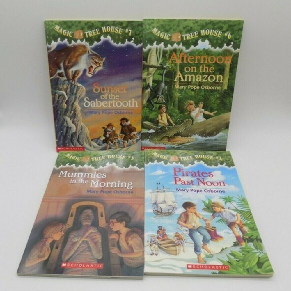 Magic Tree House Book Lot‎
